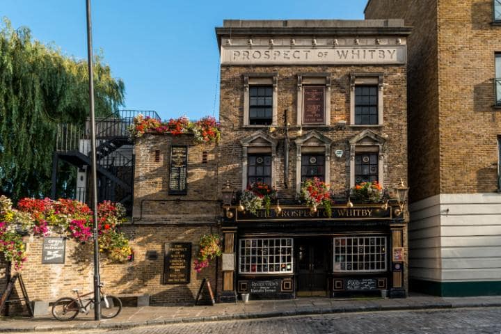 pub tours london